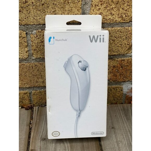 Brand New Sealed Authentic OEM Original White Nintendo Wii Nunchuck Controller - Picture 2 of 3